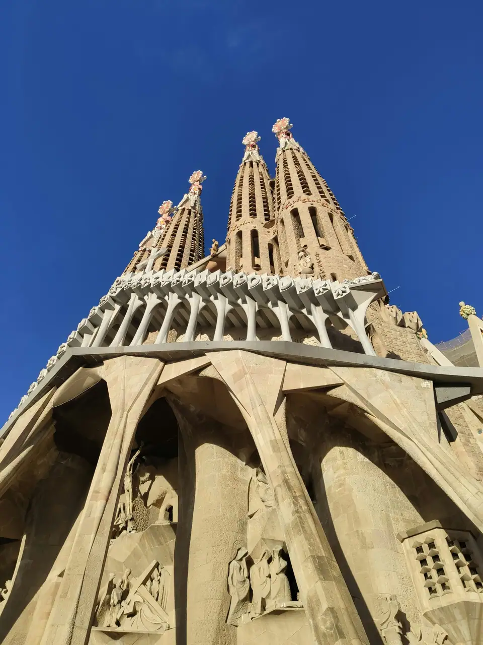 Stone carvings on the Sagrada Família — Ana Castells specialises in this building