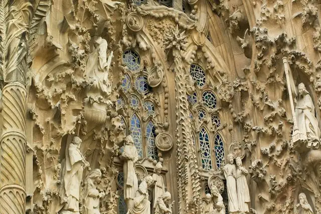 Sagrada Família, one of the landmarks on the Gaudí architecture tour.
